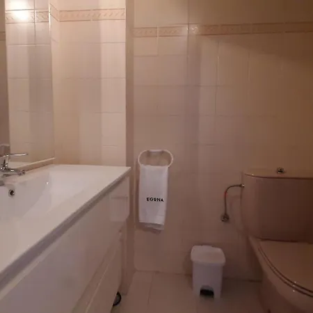 Baneru 3 Vivienda En 1 Linea De Playa Centro Ciudad By Egona Apartmán Zarautz